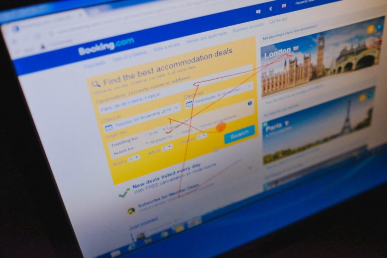 Home - Français 43 Marketing de locations de vacances : Comment mener une recherche utilisateur rapide, ludique et efficace