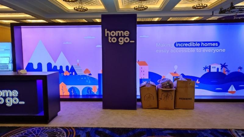 Hometogo booth at VRMA International