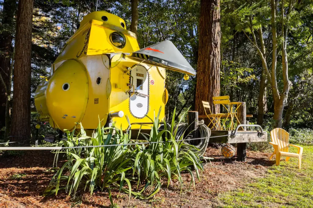 Yellow Submarine Short-Term Rental in Marton, Manawatu-Wanganui, New Zealand I Airbnb OMG! Categeory